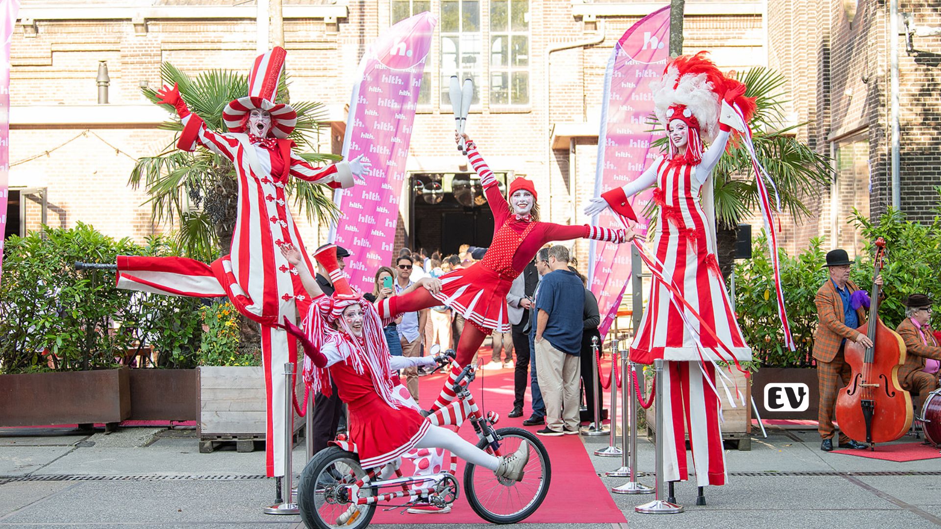 Steltlopers-huren-rood-wit (1)